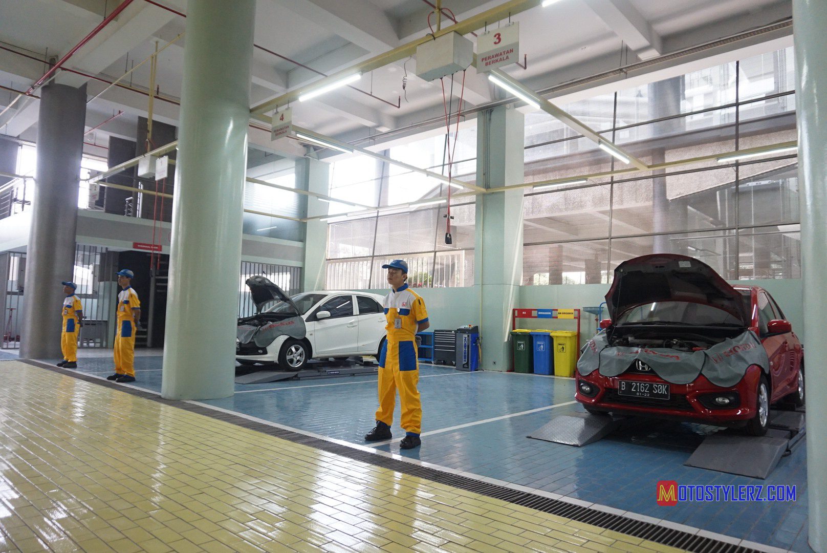 Showroom Honda Terbesar Di Indonesia