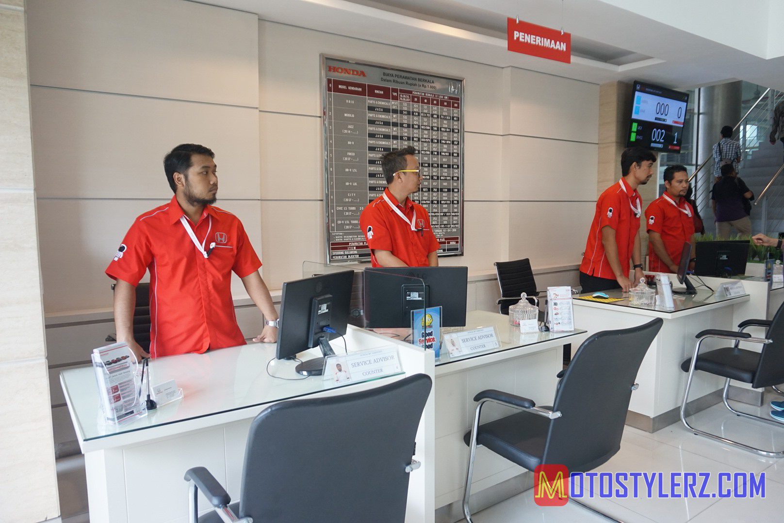 Showroom Honda Terbesar Di Indonesia