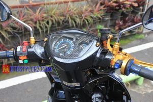 Modifikasi Yamaha Nouvo 2005 : Kedok-Trend Karbon Kevlar