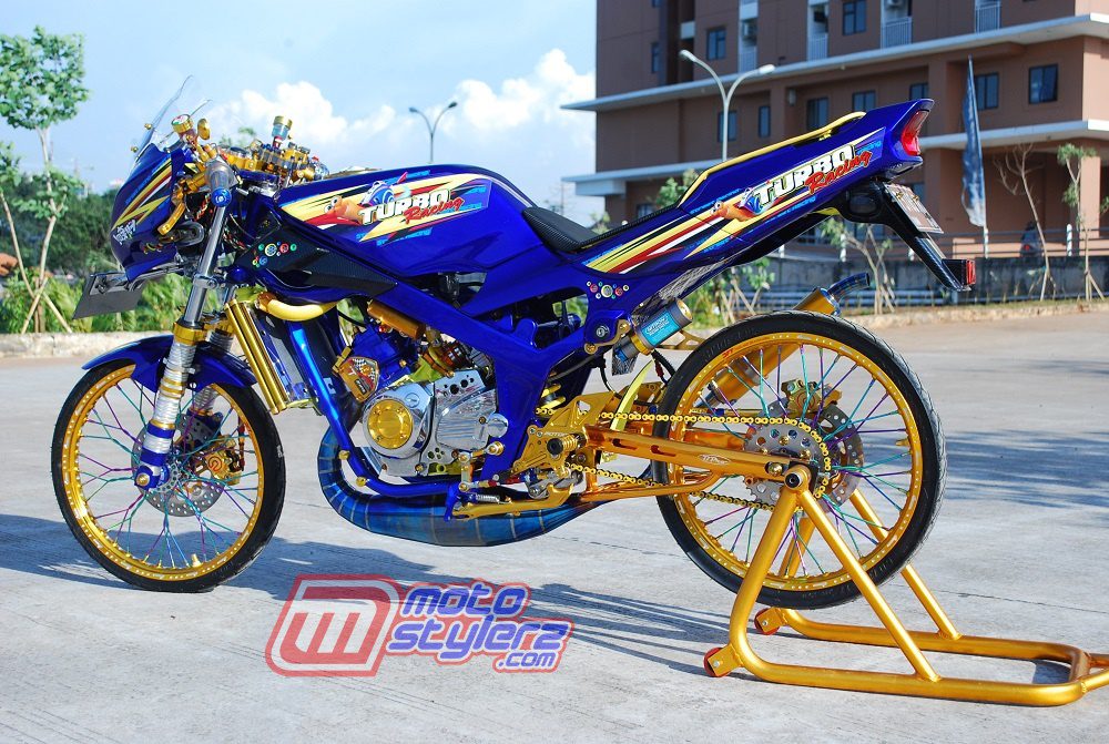 Modifikasi Ninja R-Racing Eye Catching