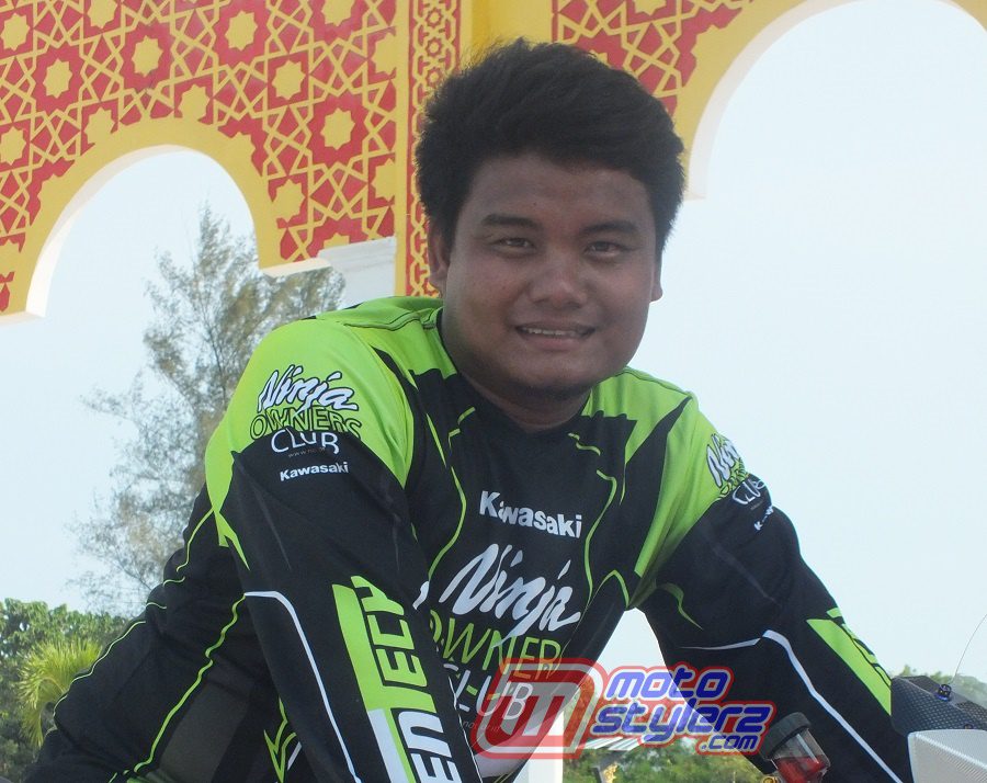 gambar modifikasi motor kawasaki ninja rr dumai : Petrus Feri-Gaya Racing Lebih Memikat