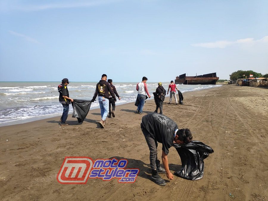 Pungut Sampah-Bukti Bikers & Dam Peduli Lingkungan