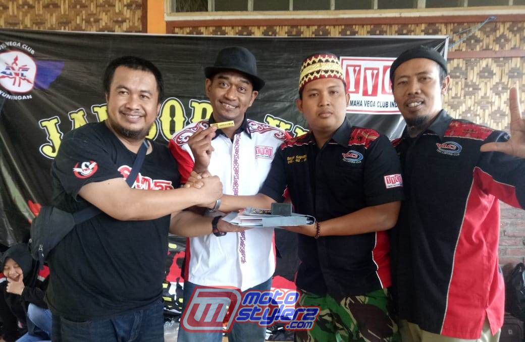 Bayu (Presiden Terpilih YVCI) Didampingi Obet JVMC , Aan dan Adi VMC (Pendiri YVCI)