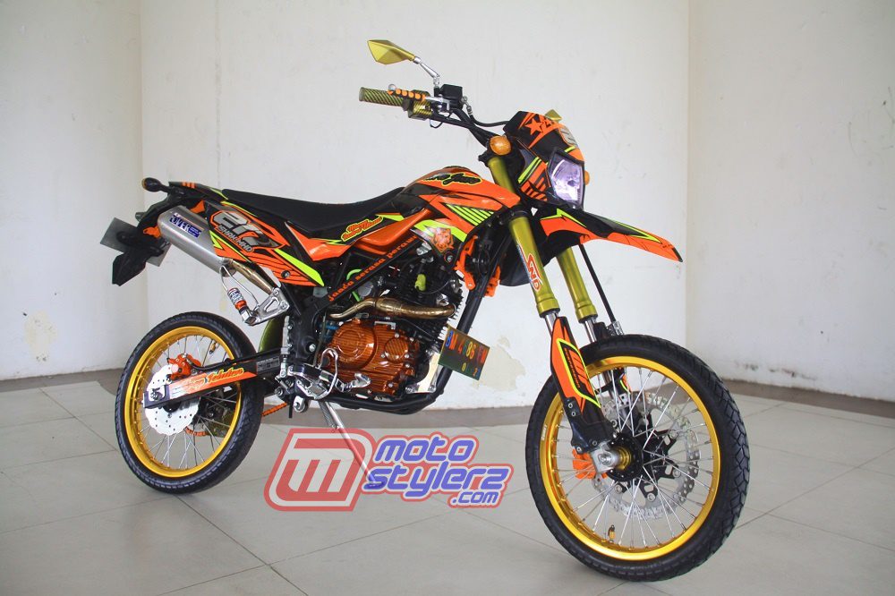 Modifikasi D-Tracker-Disolek Modis Adventure