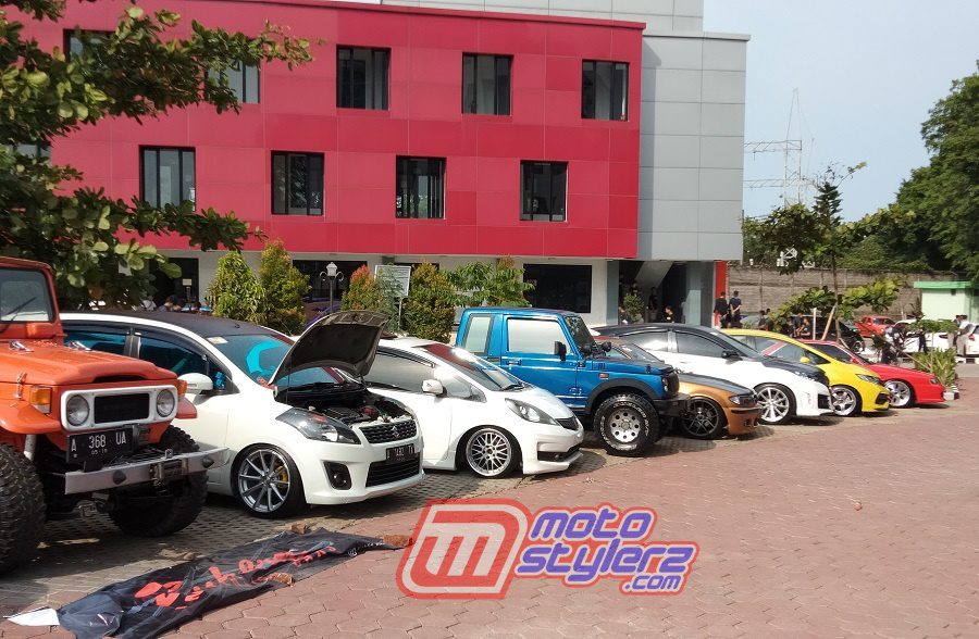 Car Contest-Diserukan Lebih Dari 90 Peserta