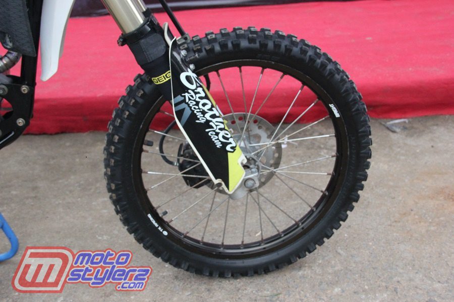 Roda Dpn-Dikawal Sok RM250