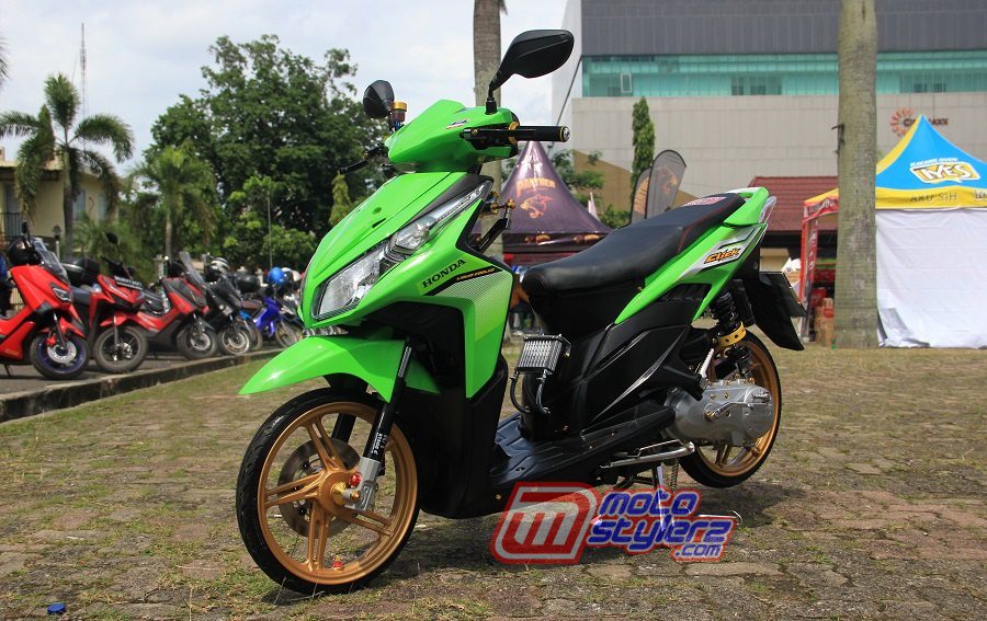 Modifikasi Vario 125-Nyentrik Baby Look