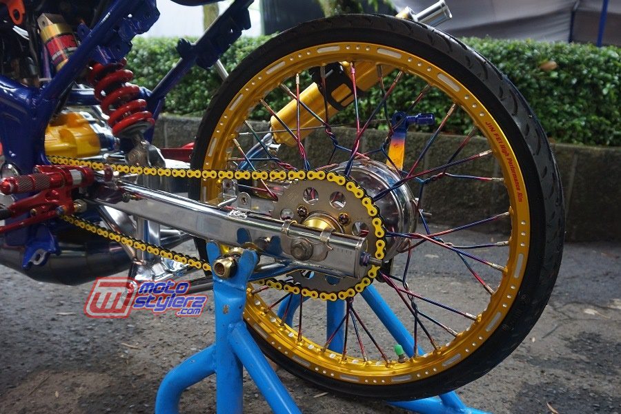 Kaki Kaki-Kombinasi Pelek Jinfei And Karet Corsa