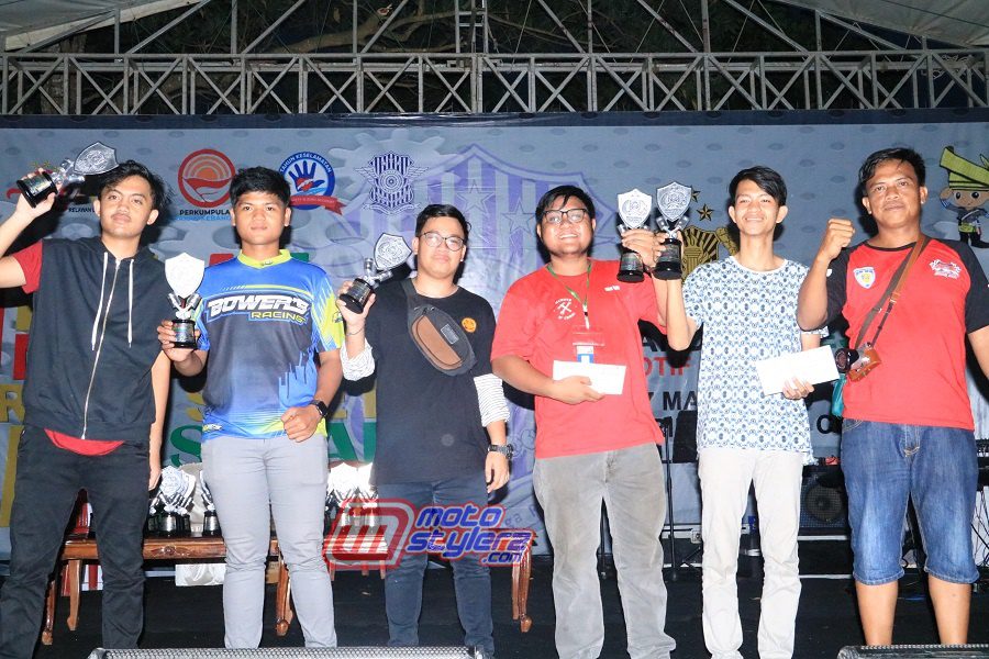 Podium Drag Race-Kelas Bracket Idolanya