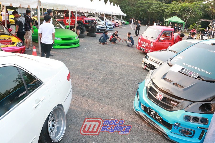 Car Contest-Hadirkan 50 Tropi Bergensi