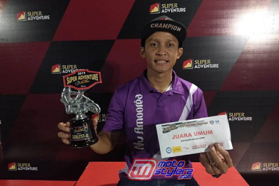 Hendra Axo-Pemuncak Sementara Open Class