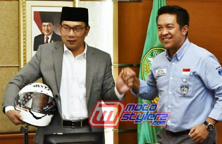 Ridwan Kamil & Fachrul Sarman-Saling Support Dalam Memajukan Ekstra Otomotif Jabar