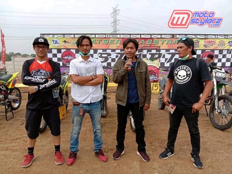 Bos Sendol (Dua Dari Kiri)-Tahun 2020 Gorobas Trail Adventure Siap All Out Di Semua Kompetisi