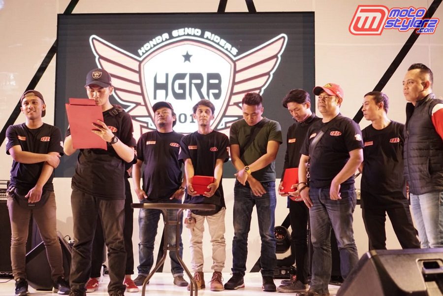 Pembacaan Deklarasi-Dipimpin Ketua Honda Genio Rider Bandung Bro Ari