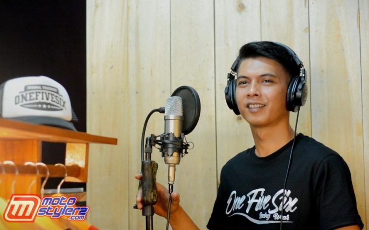 Proses Rekaman & Video Clip Asep Bedun Saat Melantunkan Lagu Aisyah Istri Rasulullah (1)