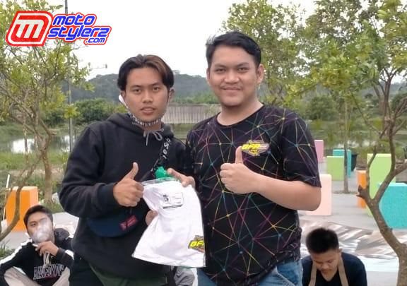 Hadiah Tsirt-Jadi Penyemangat Baksos Subang Mothai