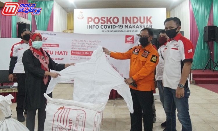 Perwakilan Ikatan Motor Honda Makassar Menyalurkan Bantuan APD & Perlengkapan Pendukung Kesehatan Melalui Tim Satgas Covid-19 di kota Makassar