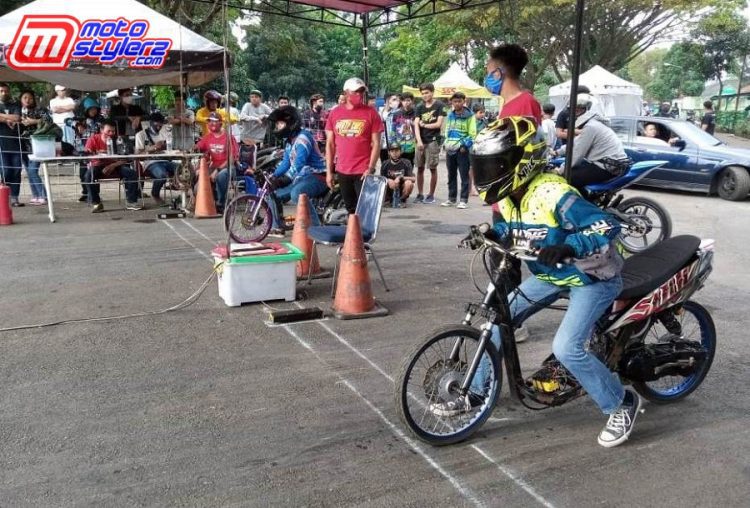 Latihan Drag Bike-Pesertanya Mayoritas Dari Bandung Raya