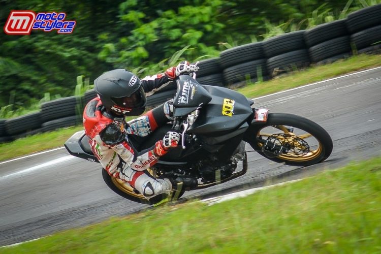 Abdul Gofar Bareng Honda GTR-Tampil All Out & Mampu Menjaga Podium Pertama