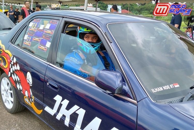 Ilham Nde (Owner tim)-Sabet Runner Up di Kelas Bracket 10 Detik Bareng Toyota Corolla