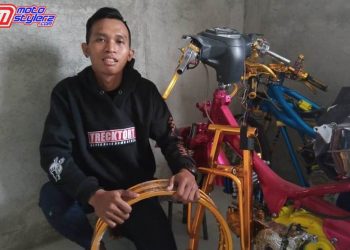 Aris Dalail a.k.a Bro Cemoonk-Sukses Bareng Usaha Online Shop Variasi
