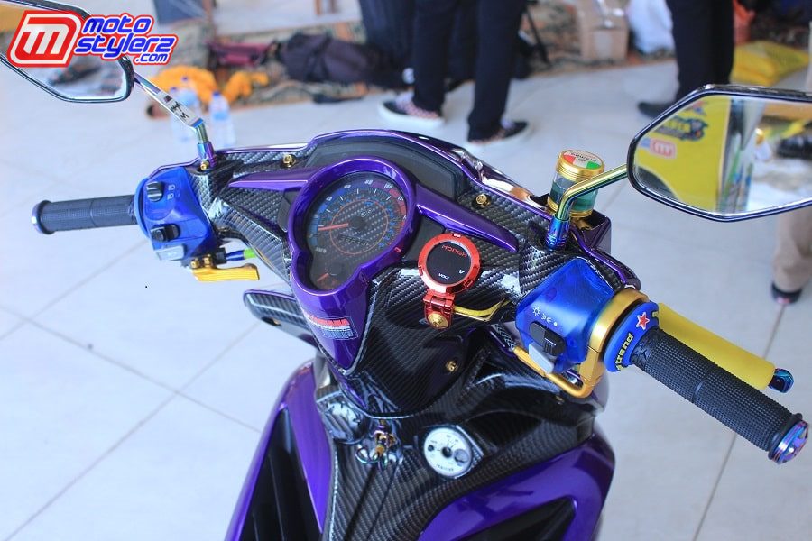 Cover Spidometer-Ditegaskan Nyentrik With Karbon