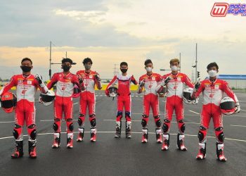 Rheza Danica Ahrens, Mario Suryo Aji, Irfan Ardiansyah, Delvintor Alfarizi, M. Adenanta Putra, Herjun Atna Firdaus, Lucky Hendriansya (Pebalap Astra Honda Racing Team)