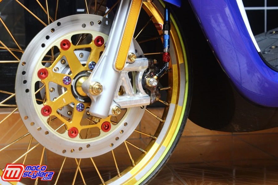 Disc Fast Bikes-Asek Buat Geberan Harian