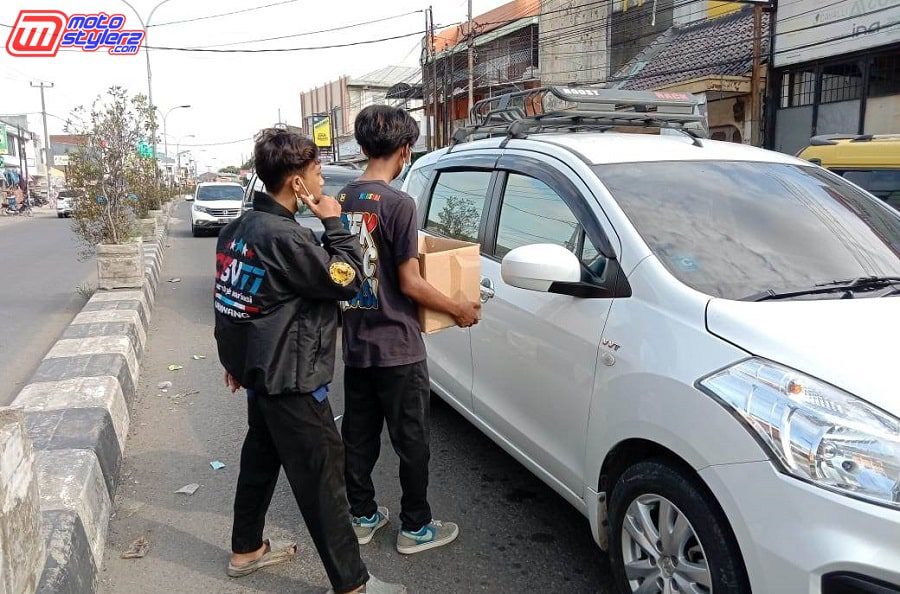 Penggalagan Dana-Dilakukan Di Beberapa Titik Protocol Karawang