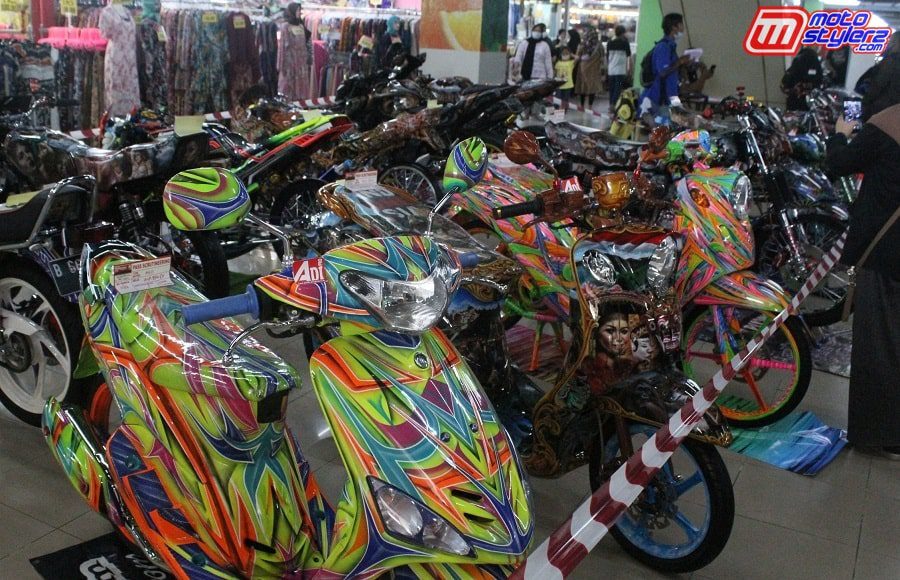 Barisan Karya Airbrush-Kategori Pembangkit Semangat Brusher Plat F