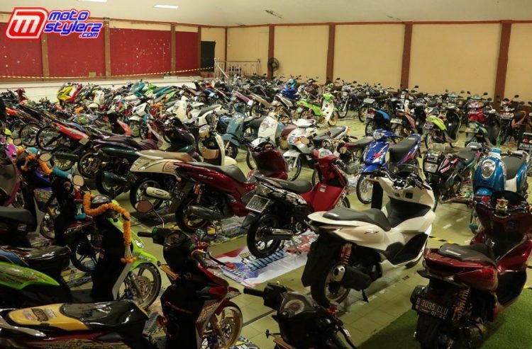 Motocontez by Human Unisma-Disukseskan 140 Maskot Mewah