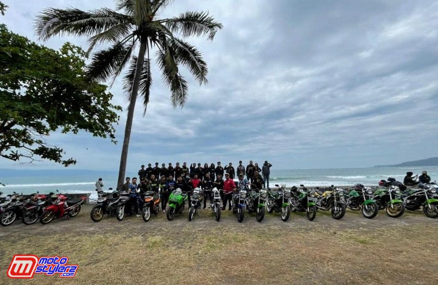 Pelabuhan Ratu (Sukabumi)-Destinasi Asik Member Happy2Stroke Cimahi Sambil Bersilaturahmi