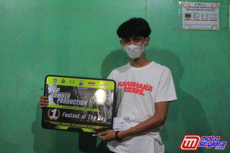 Asep Robot-Raih Yang Tercepat Bareng IUS Motor Pekajaman
