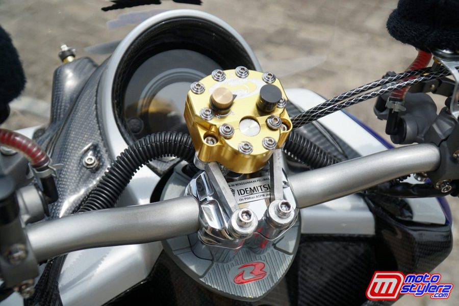 Stang Comot Honda ADV-Posisi Riding Makin Nyaman, Auranya Kian Jantan