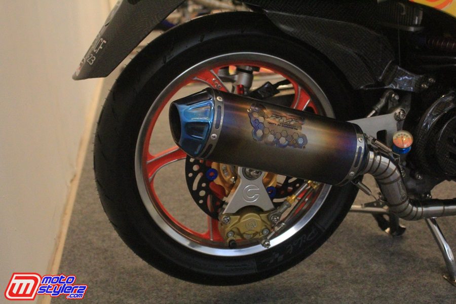Sektor Kaki-Diremajakan Pelek Racing Boy, Didampingi Knalpot RMH Titan
