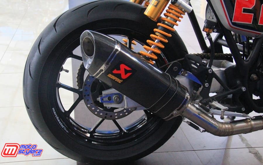 Knalpot Akrapovic-Ngeblarnya Nggak Kuat Cuy