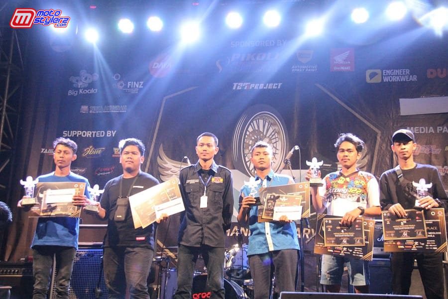 Juara Mothai Indolook Pemula & Musfyiq (Ketua Pelaksana)