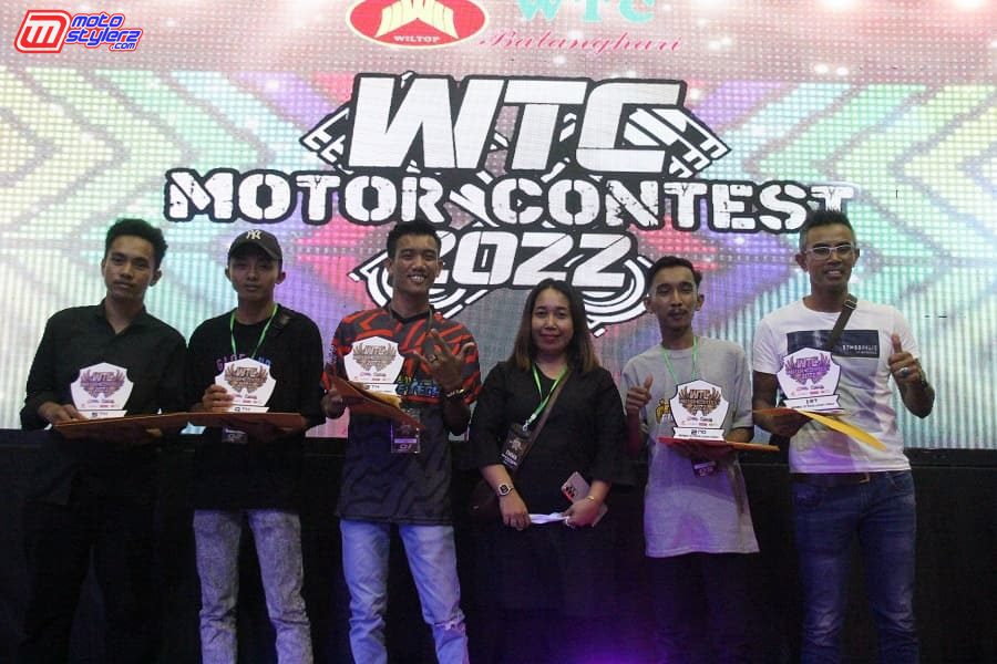 Sis Emma (Marketing) Mendampingi Juara Baby Indo Pro