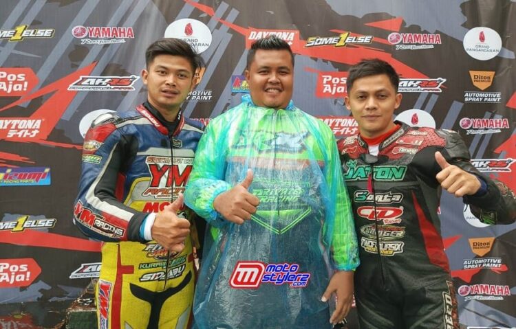 Rio Adi & Azi Zihad, Ditemani Rahmat (Manager) Sukses Podium Bergengsi Untuk Matic 130cc Open (Pangandaran)