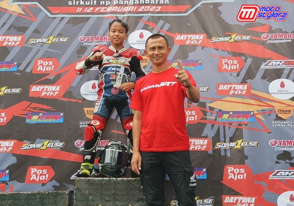 Ditemani Wawan Hermawan (WH19 Racing School), Kawahara Putra Viandry Podium Pertama Race Pangandaran