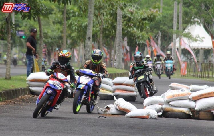 Sesi Qualifying Practice Road Rce Pangandaran