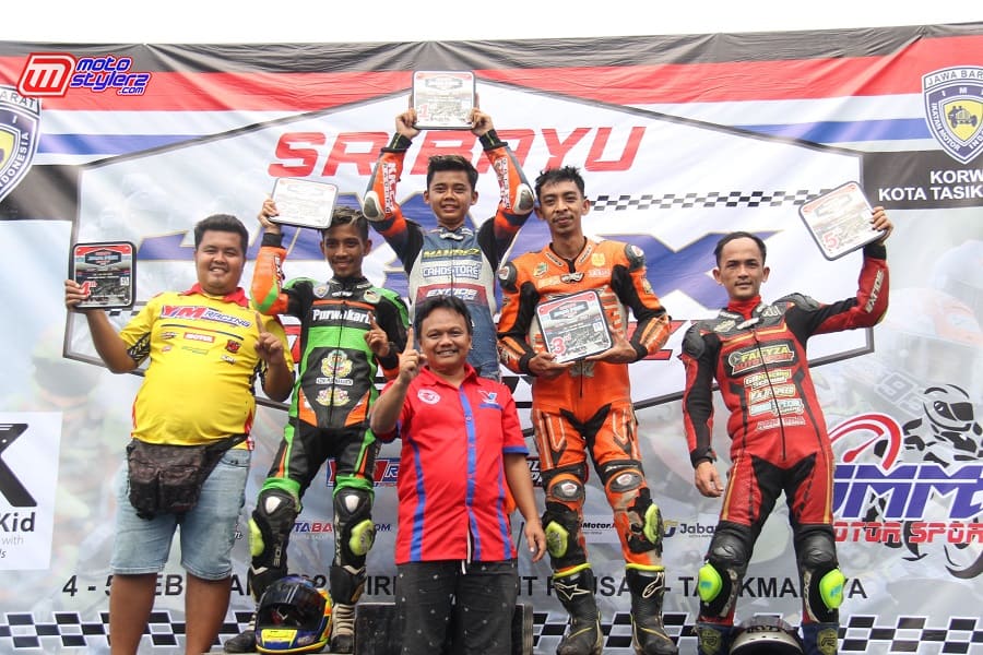 Kebersamaan Yodi Rustandi Bareng Pembalap Matic Jabar