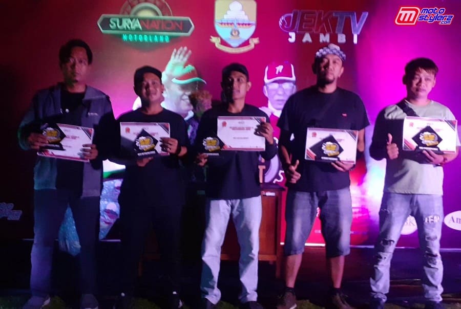 The Best Kedua