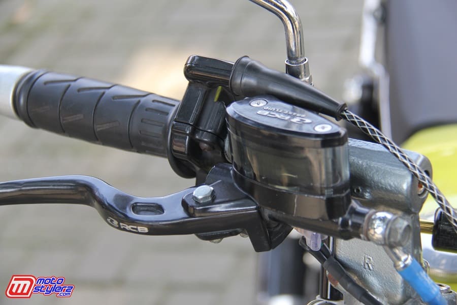 Handle Rem-Kombinasi Aseso RCB & Eks Yamaha R25