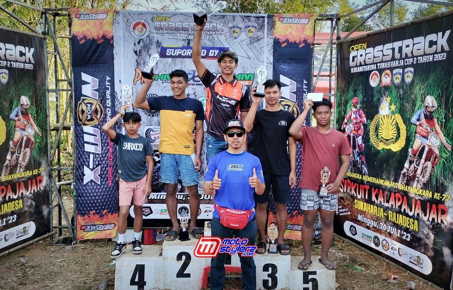 Podium FFA Open Jabar Oleh Didampingi Faizal Ristiyawan S,Kom (Owner Orbit Apparelz) Selaku Sponsor