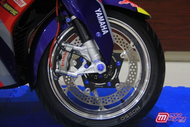 Roda Depan-Dipakemin Kaliper Brembo & USD Fork