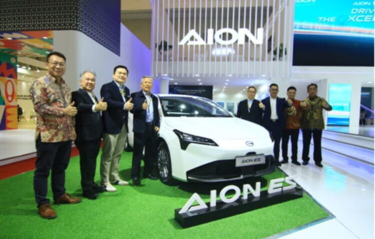 Sedan AION ES Dibanderol 386 Juta