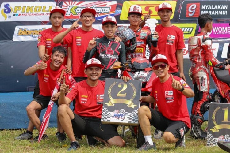 Andra Setya Ismaya dengan Honda Supra GTR Antarkan Podium di Final Kejurnas MotoPrix Tasikmalaya