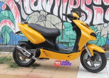 Sanex Hussar 2004 (Bandung), Tonjolkan Custom Body Nan Futuristic Didukung Engine Siap Ngacir