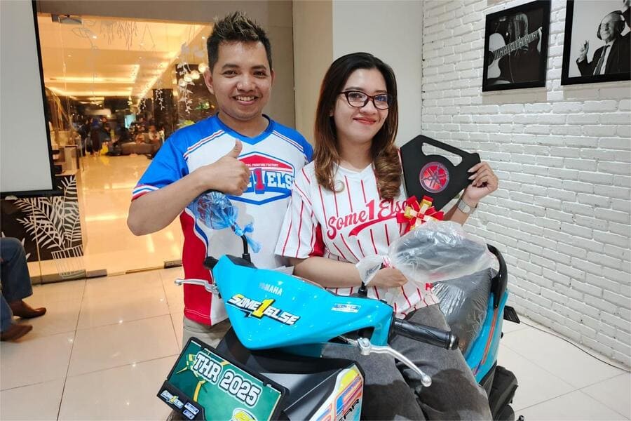 Some1Else Gelar Santunan & Gelontorkan Banyak Hadiah Hingga 1 Unit Motor Saat Bukber